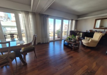 Venta Piso  170 m2  4 ambientes con dependencia .